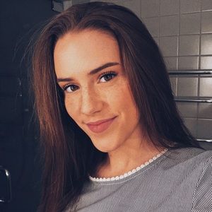 Meet your Posher, Katelyn